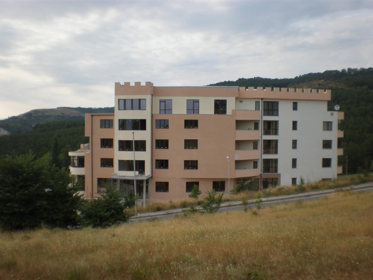 Вихрен-Стаи И Апартаменти За Гости Sandanski Exterior foto